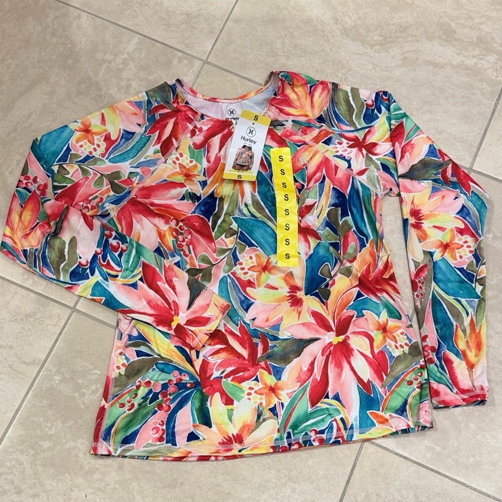 Hurley Rash Guard/ Swim Shirts for women’s Long Sleeve UPF 50+ NWT